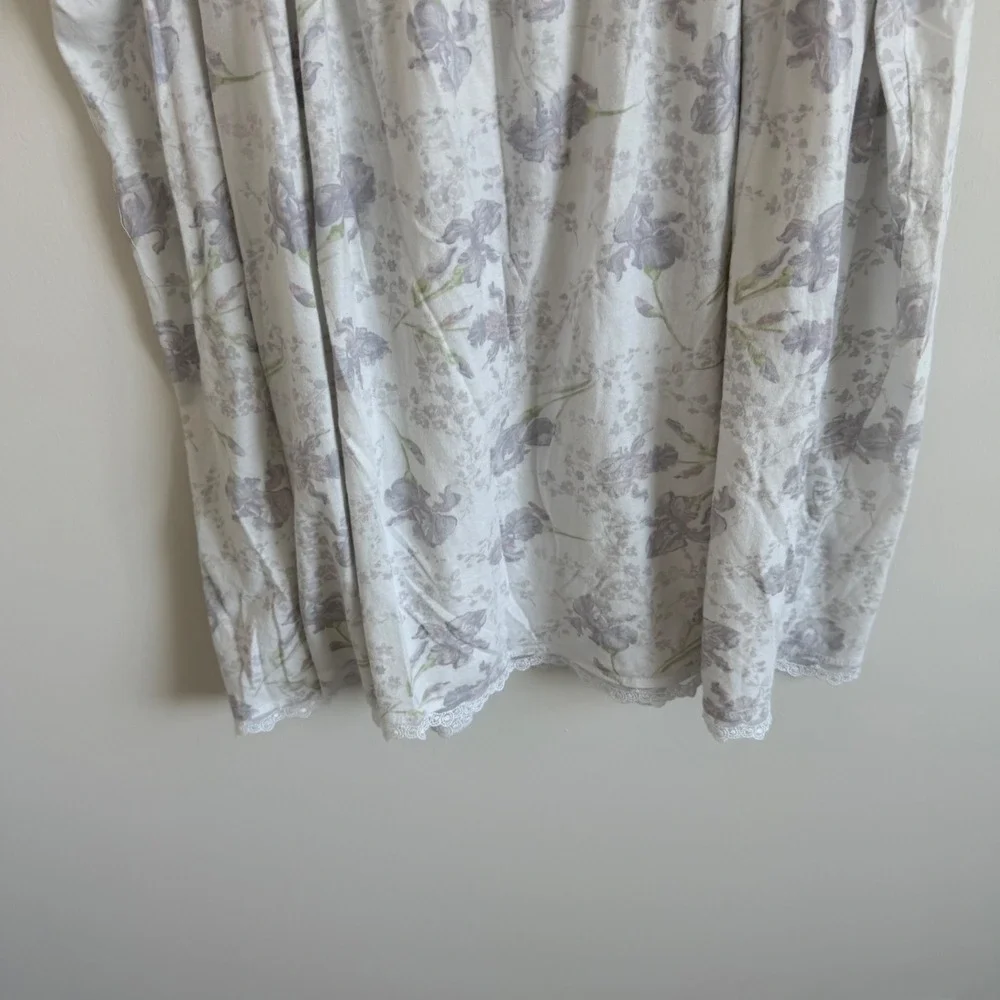 Eileen Fisher eileen west